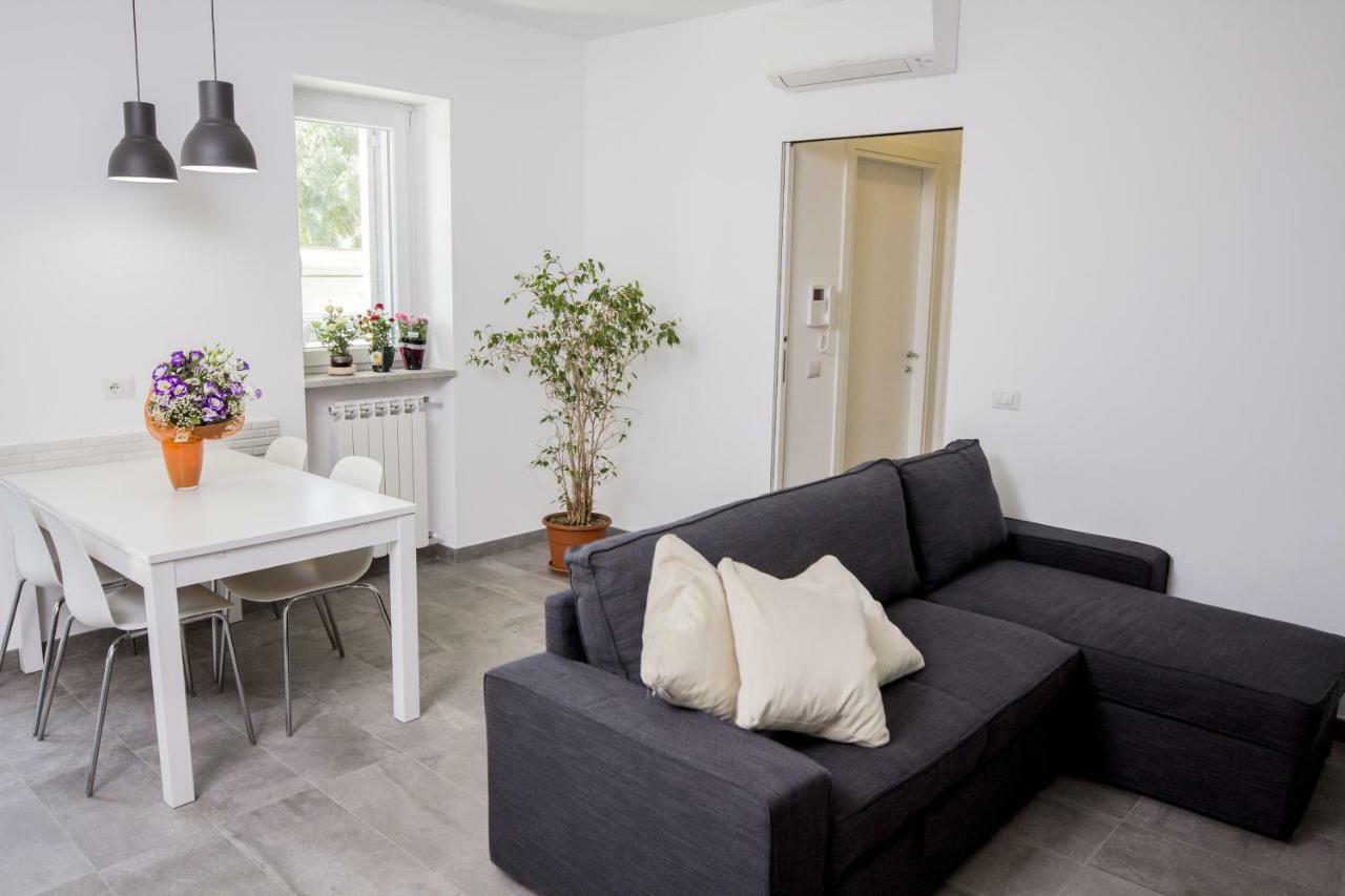 Rosa'S House Rome Airport Apartment Fiumicino Bagian luar foto